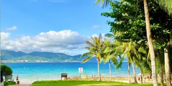 Yalong Bay.jpg