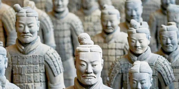 What are 3 facts about <a class='seo-content-a'  target='_blank'  href = 'https://www.intotravelchina.com/html/web/bingmayong/index.html'>Terracotta Warriors</a>,1.jpg